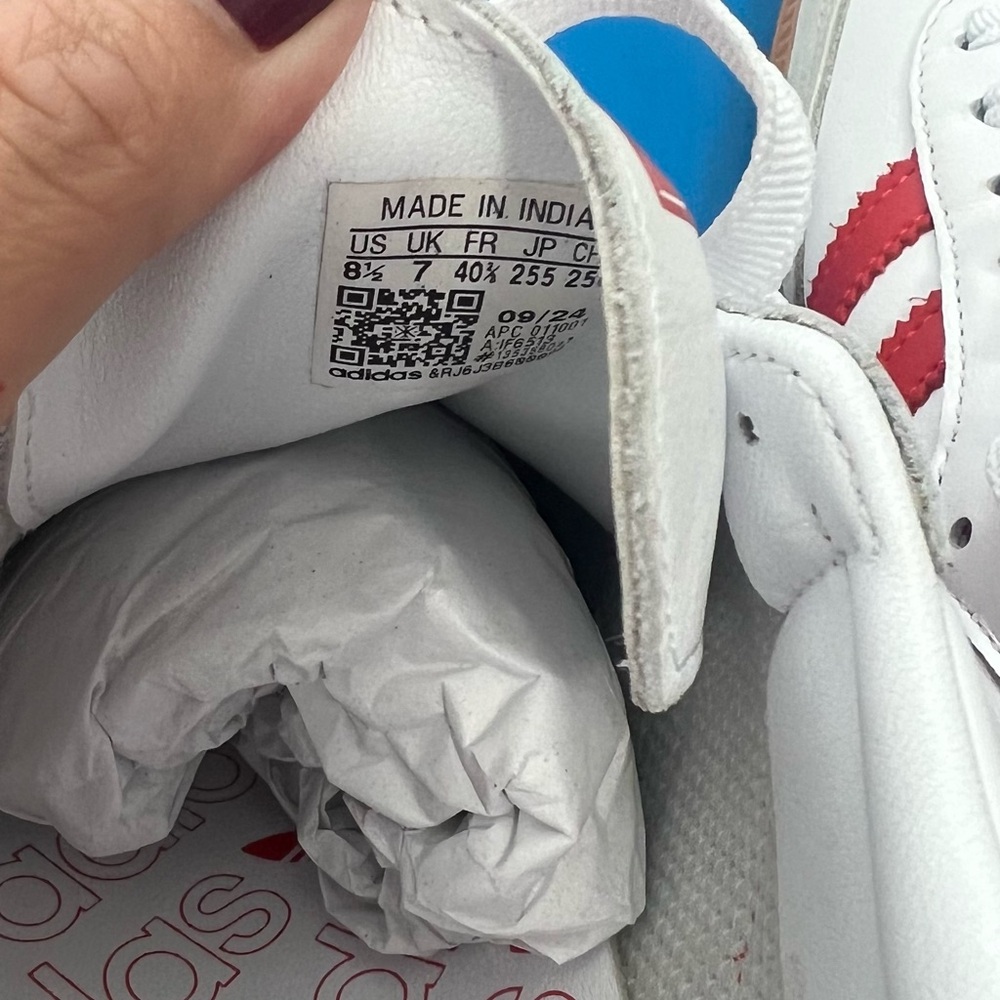 Adidas Sambas White and Red Striped Sneakers - Picture 4 of 5